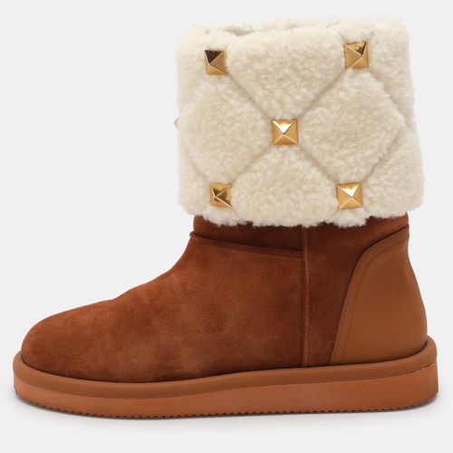 Cream Suede and Wool Roman Stud Winter Boots Size 38 - Valentino - Modalova