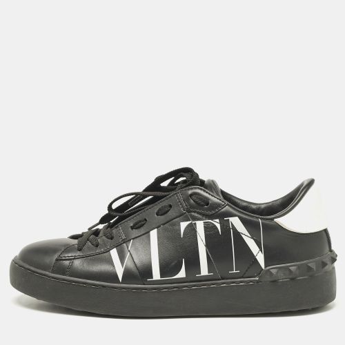 White Leather VLTN Rockstud Low Top Sneakers Size 38.5 - Valentino - Modalova