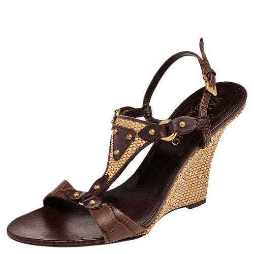 Embossed Leather Wedge Sandals Size 37 - Valentino - Modalova