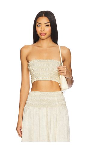 X REVOLVE Textured Satin Smocked Bandeau Top en . Taille 0. Also en 1, 2, 3 - Enza Costa - Modalova