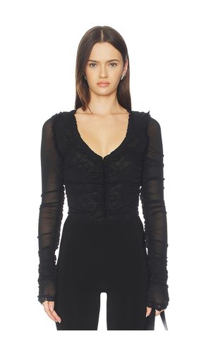 X REVOLVE Worn To Be Wild Bodysuit in . Taglia L. Also in M, S, XL, XS - Free People - Modalova