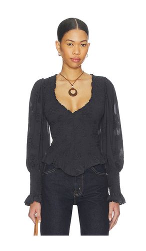 X REVOLVE Smocked In Love Top in . Size L. Also in M, S, XS - Free People - Modalova