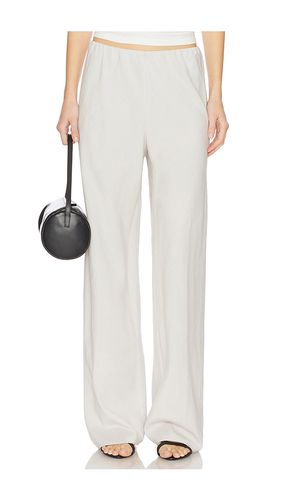High Waist Bias Pant in . Taglia L. Also in M, S - Vince - Modalova