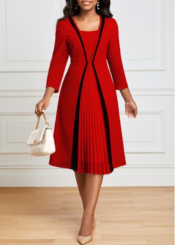 Red Pleated Hem Square Neck Dress - unsigned - Modalova