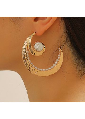 Gold Metal Moon Pearl Design Earrings - unsigned - Modalova