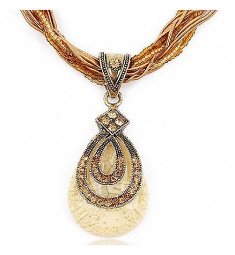 Alloy Detail Golden Oval Design Necklace - unsigned - Modalova