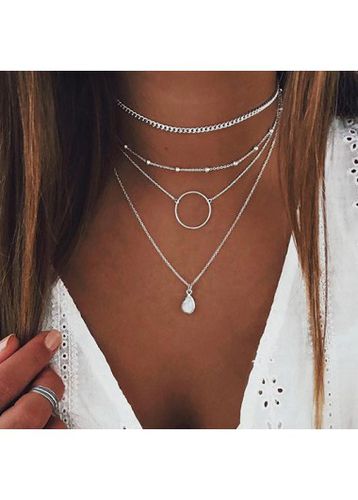 Alloy Detail Silver Round Design Necklace - unsigned - Modalova