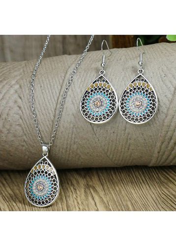 Silvery White Waterdrop Necklace and Earrings - unsigned - Modalova