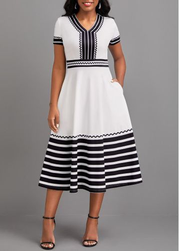 White Patchwork Striped Short Sleeve V Neck Dress - unsigned - Modalova