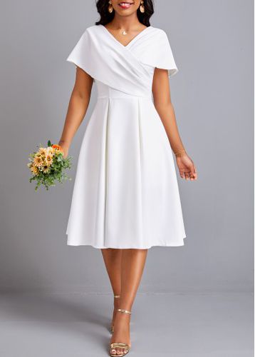 White Umbrella Hem Short Sleeve V Neck Dress - unsigned - Modalova