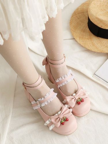 Lolita Chaussures Douces Rose Déco Dentelle et Fraise Talon Haut - milanoo.com - Modalova