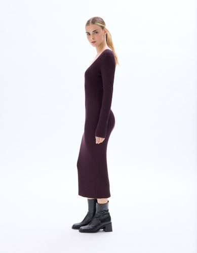 Robe longue côtelée fluide - marron - celio - Modalova
