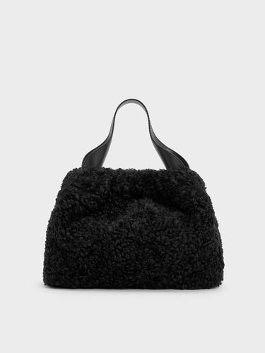 Charles & Keith - Ally Furry Slouchy Chain-Handle Bag - Charles & Keith - Modalova