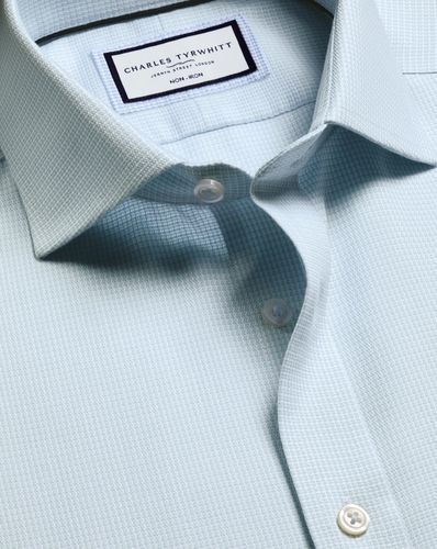 Men's Non-Iron Stretch Burlington Weave Cotton Shirt - Aqua Single Cuff, 15.5/33 by - Charles Tyrwhitt - Modalova