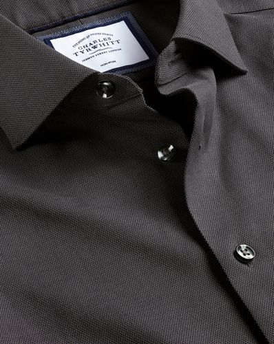 Men's Semi-Cutaway Collar Non-Iron Stretch Texture Cotton Formal Shirt - Charcoal Black Single Cuff, Small by - Charles Tyrwhitt - Modalova
