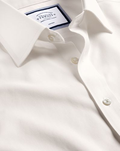 Men's Non-Iron Twill Cotton Formal Shirt - Ivory Single Cuff, Medium by - Charles Tyrwhitt - Modalova