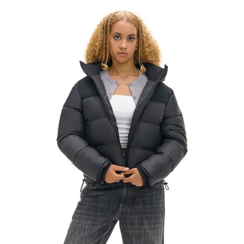 Chaqueta puffer acolchada con capucha - Cropp - Modalova