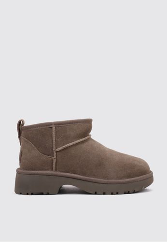 Classic Ultra Mini New Heights 33.5 - UGG - Modalova