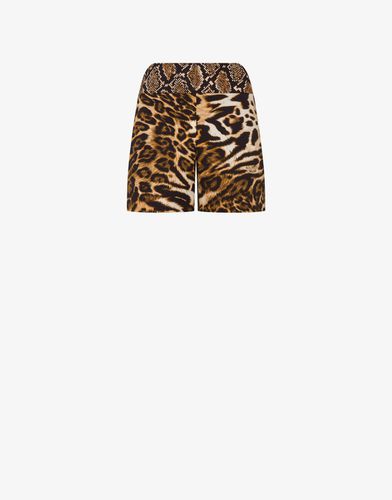 Leopard Print Lightweight Cady Shorts - Boutique Moschino - Modalova