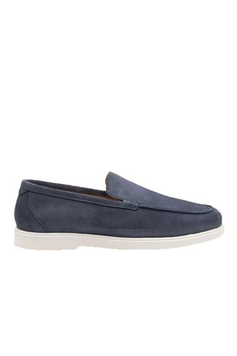 Tuscany Suede Casual Shoe Denim Blue Suede Size: 9/43 - Loake - Modalova