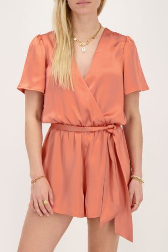 Orangefarbener Playsuit in Satinoptik | - My jewellery - Modalova