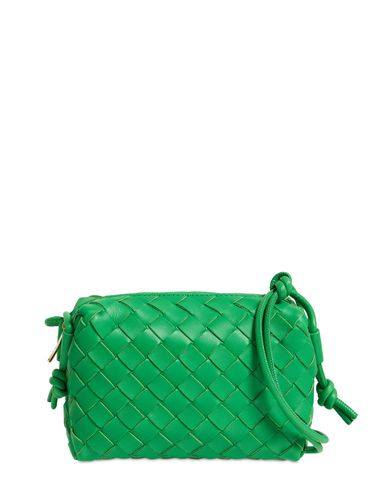 Bolso De Hombro Mini Loop De Piel - BOTTEGA VENETA - Modalova