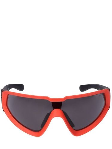 Wrapid Futuristic Shape Sunglasses - MONCLER - Modalova