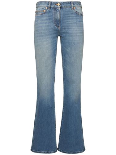 Jeans Svasati In Denim Con Logo - VALENTINO - Modalova