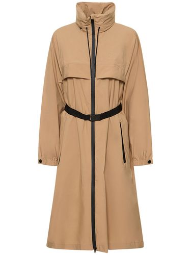 Chaqueta Larga Impermeable Con Capucha - BURBERRY - Modalova