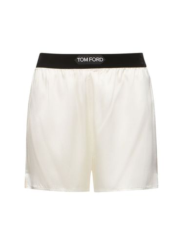 Shorts In Raso Di Seta Con Logo - TOM FORD - Modalova