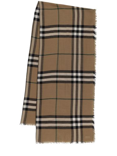 Giant Check Wool Scarf - BURBERRY - Modalova