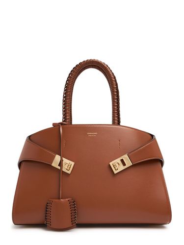 Bolso De Mano Pequeño Hug De Piel - FERRAGAMO - Modalova