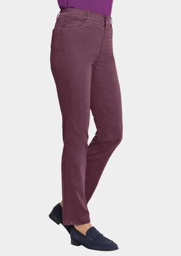 Hose Carla in jeanstypischer Form und trendstarker Farbe - aubergine - Gr. 24 von - Goldner Fashion - Modalova