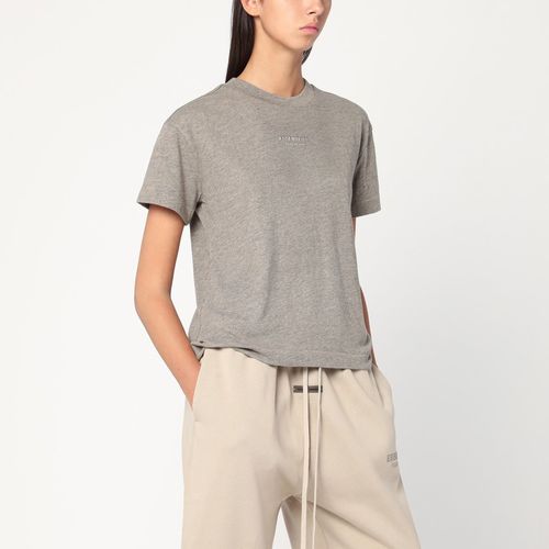 T-shirt grigia in misto cotone - Fear of God Essentials - Modalova