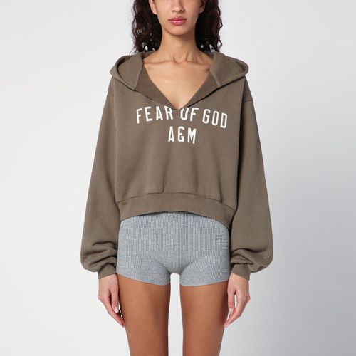 Militärgrünes Sweatshirt in Kurzform mit Logo - Fear of God Essentials - Modalova