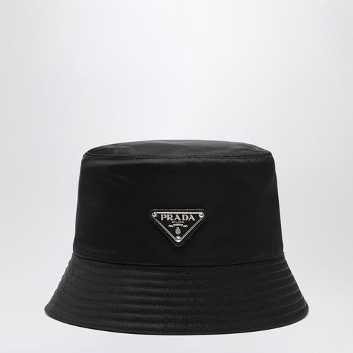 Cappello bucket nero in nylon - Prada - Modalova