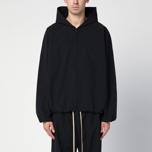 Giubbotto con zip nero in nylon - Fear of God Essentials - Modalova