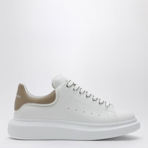 White/stone Oversized sneakers - Alexander McQueen - Modalova