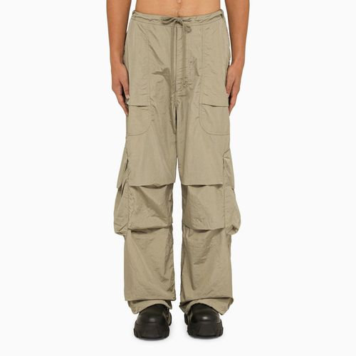 Sage nylon cargo trousers - Entire Studios - Modalova