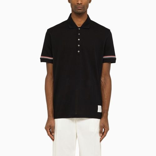 Kurzärmeliges marineblaues Poloshirt mit Aufnäher - Thom Browne - Modalova