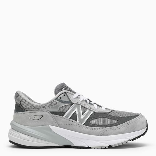 Flacher Sneaker 990v6 grau - New Balance - Modalova