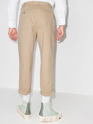 Pantalones capri con detalle de pinzas - BEAMS PLUS - Modalova