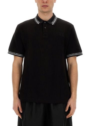 Versace Jeans Couture Monogram Polo - Versace Jeans Couture - Modalova