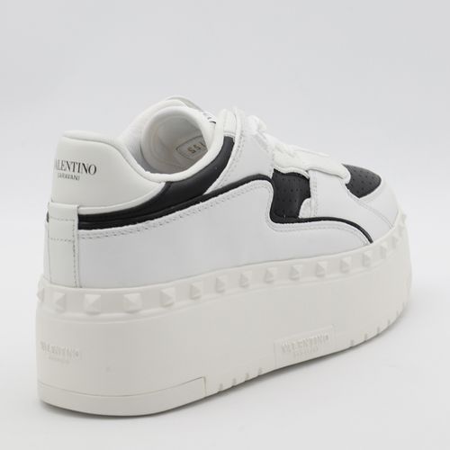 White And Leather Sneakers - Valentino Garavani - Modalova