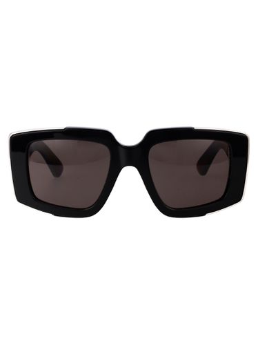 Am0446s Sunglasses - Alexander McQueen Eyewear - Modalova