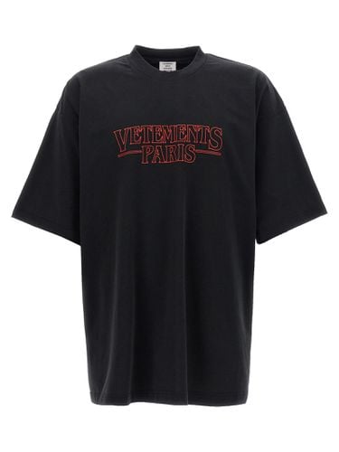 Vetements Paris Logo T-shirt - VETEMENTS - Modalova