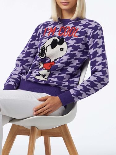 Woman Crewneck Pied De Poule Sweater With Snoopy Print Snoopy Peanuts Special Edition - MC2 Saint Barth - Modalova