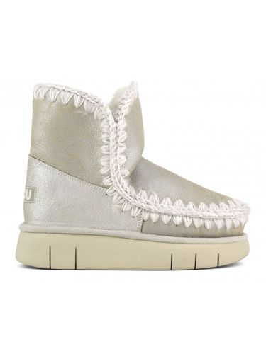 Eskimo 18 Bounce In Stone Metallic Sheepskin - Mou - Modalova