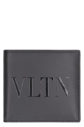 Vltn Leather Flap-over Wallet - Valentino Garavani - Modalova