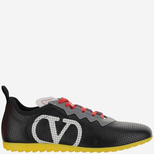 Perforated Nappa Leather Chromathon Sneakers - Valentino Garavani - Modalova